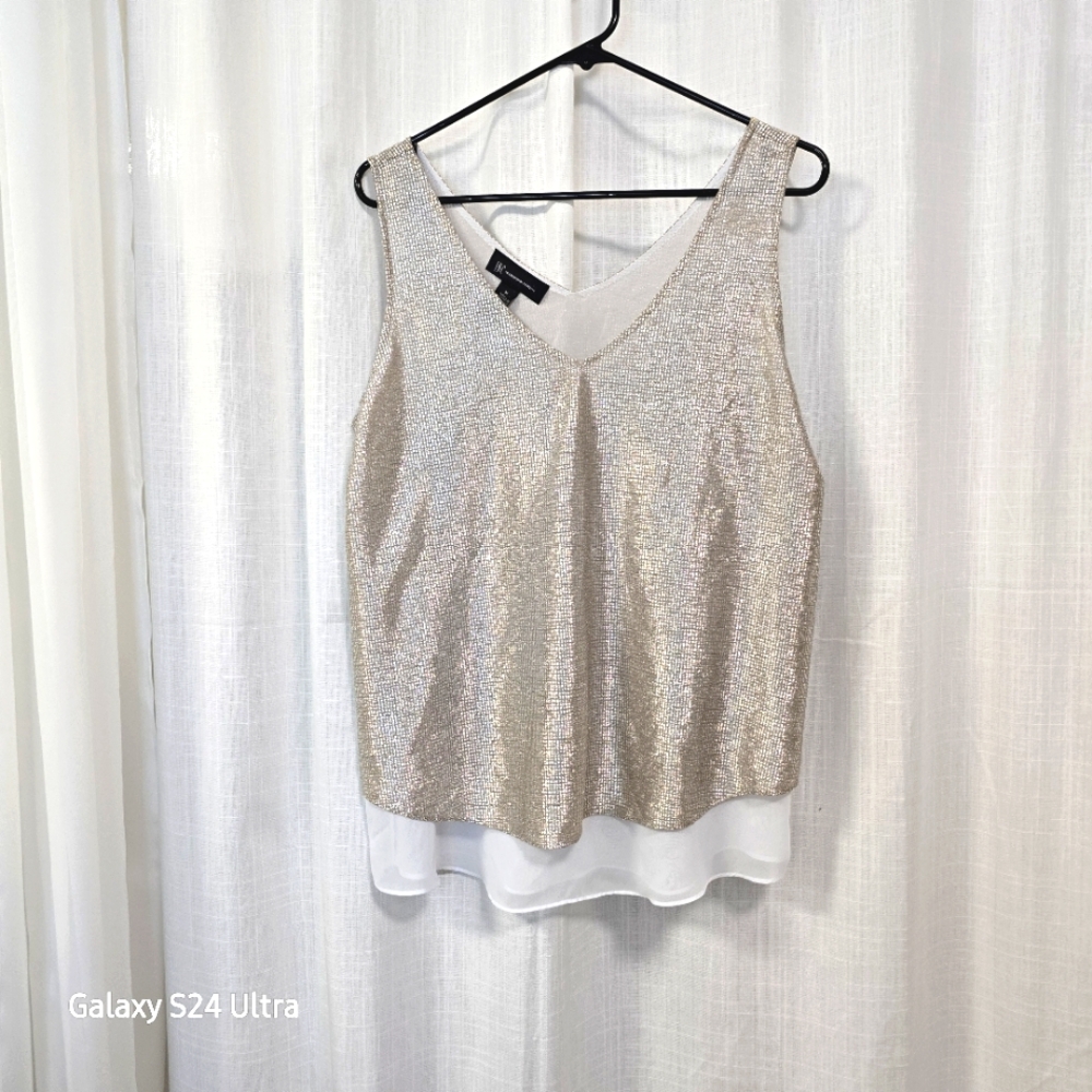 2/$30 INC International Concepts Silver/Gold Sleeveless Top‎ Size M